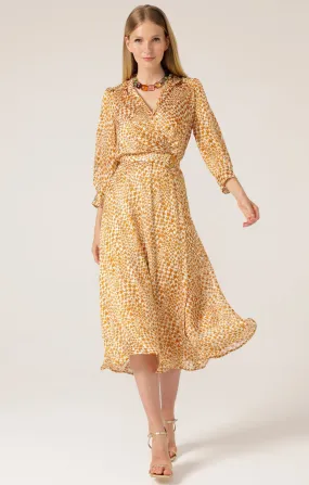 HERRINGBONE DRESS IN TOFFEE CREAM CHECK
