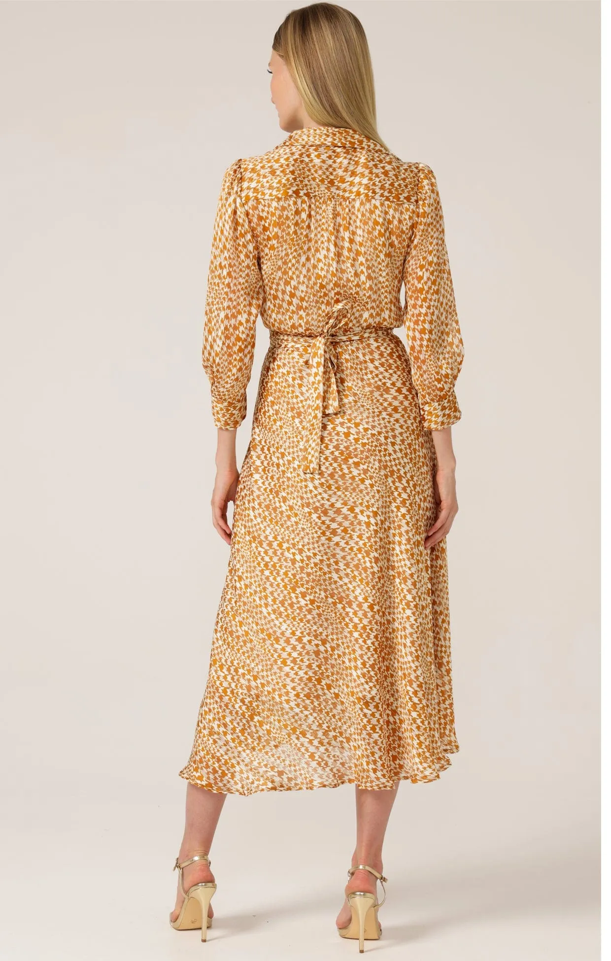 HERRINGBONE DRESS IN TOFFEE CREAM CHECK