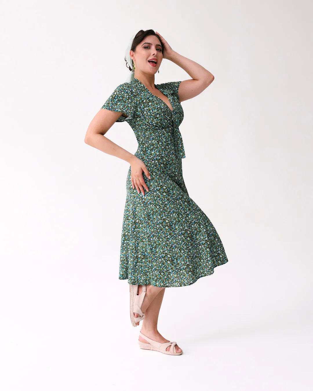 Pretty 40s Tea Dress in Mini Rose